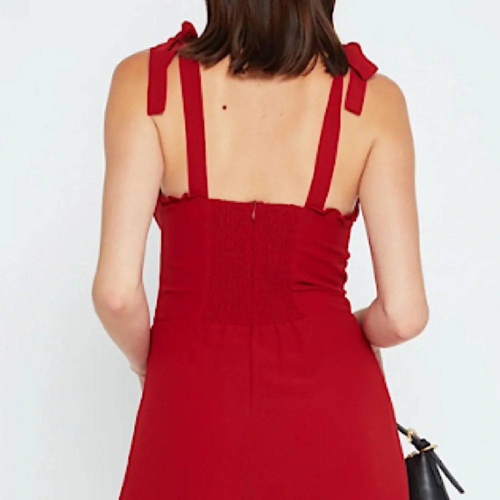 Alice + Olivia O.P.T. Corset Smocked Ruffle Red Midi Dress Medium New Cocktail - Picture 6 of 14